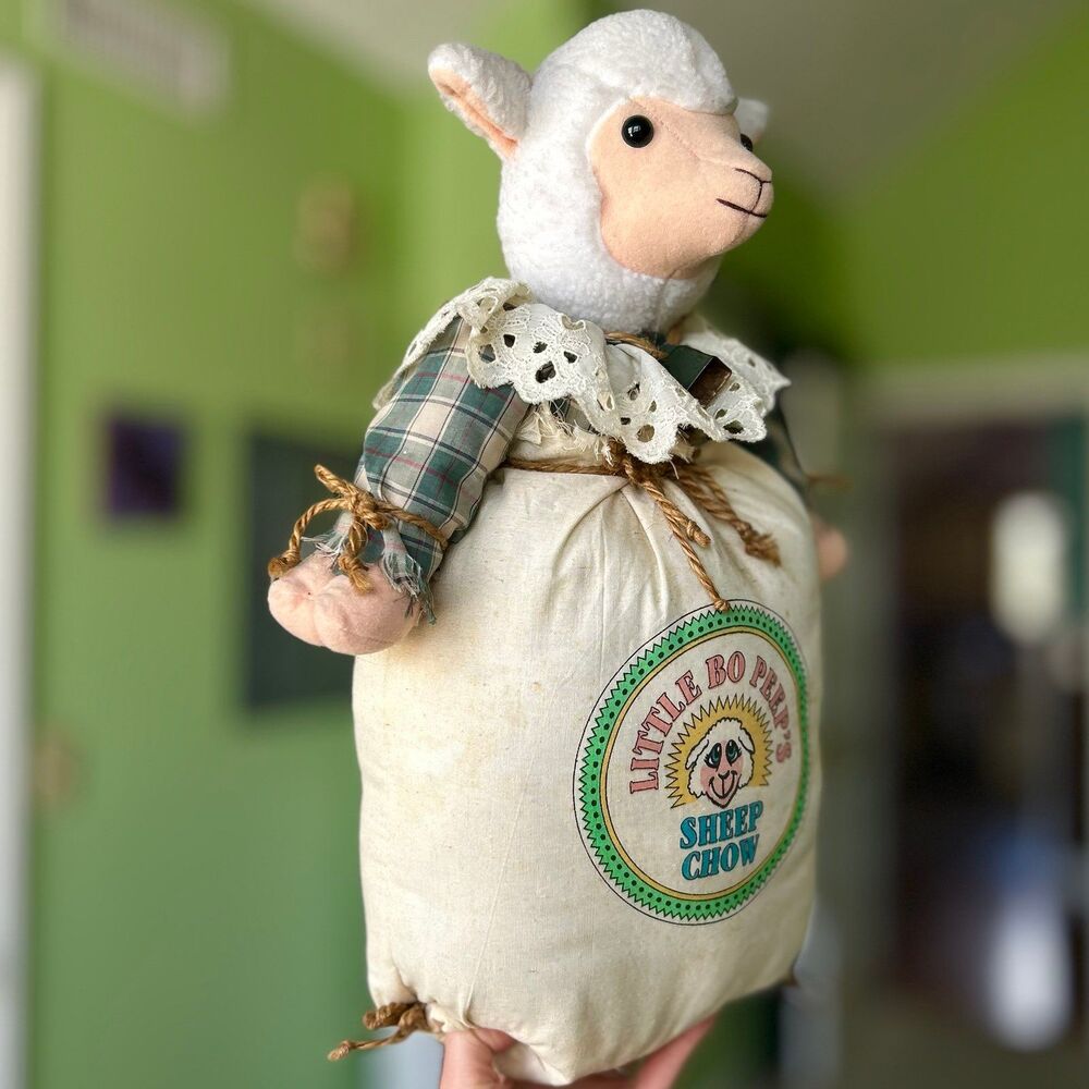VTG Cottagecore 1994 Little Bo Peep Cattle Bell Collar Sheep Chow Doorstopper - Picture 3 of 12